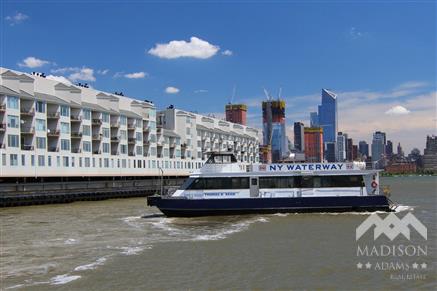 The Riva Pointe On The Gold Coast On The Hudson River In