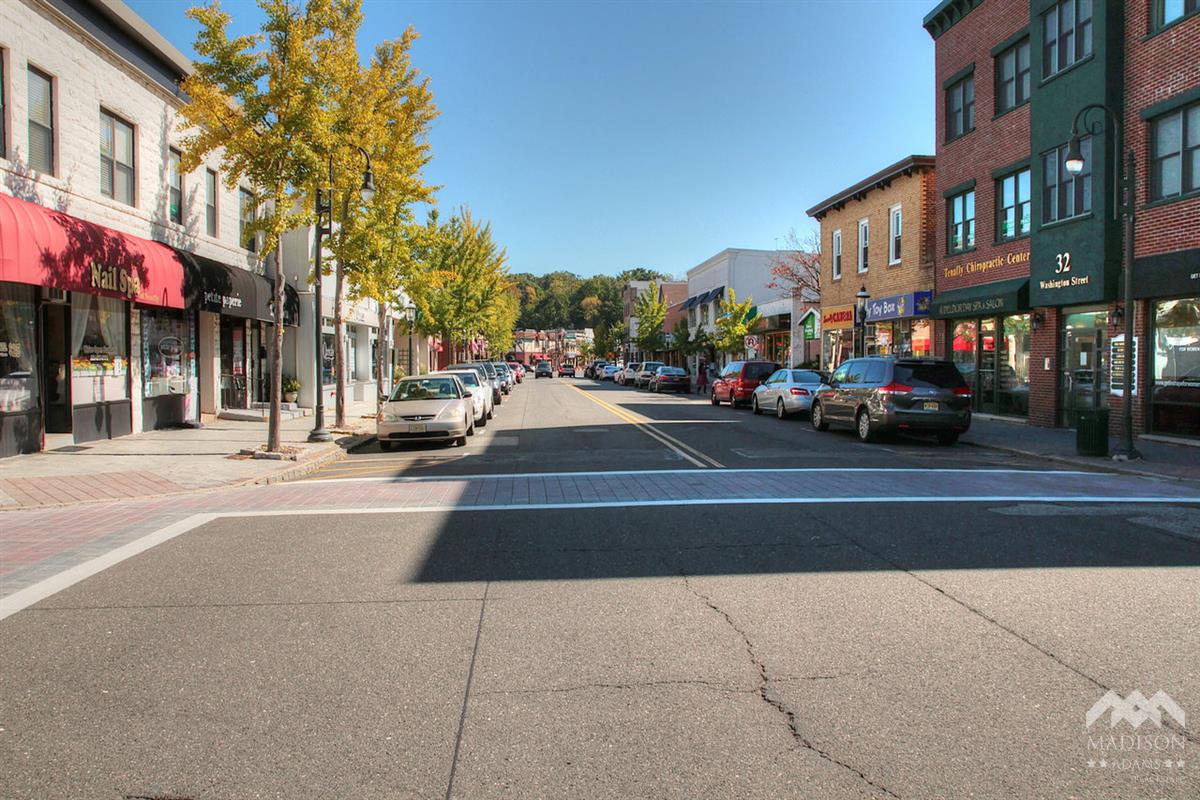 Houses for Sale in Tenafly | Tenafly Real Estate Broker | Homes sale in Tenafly NJ